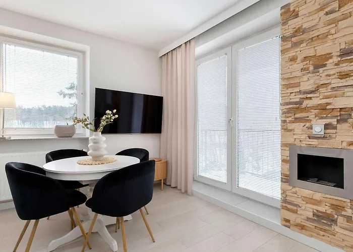 Elegant One Bedroom With Underground Parking By Renters Апартаменты