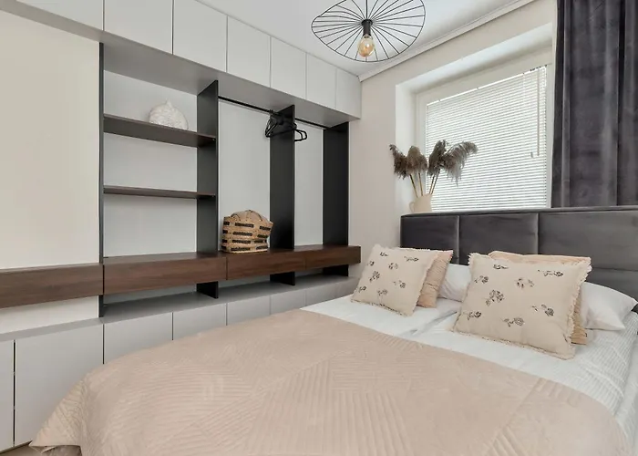 Elegant One Bedroom With Underground Parking By Renters * Гдыня